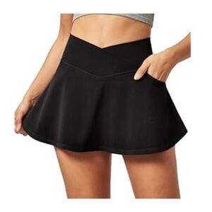 Stretchy V-Waist Black Skort